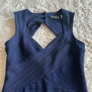 GUESS Los Angeles Body Con Dress